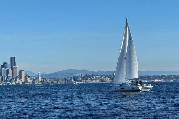 Run For The Roses 47ft Beneteau Yacht For Sale