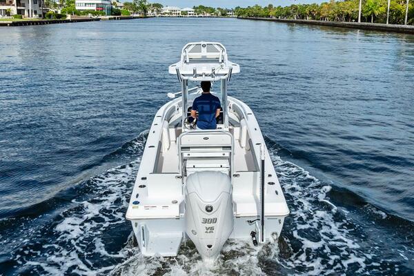 24ft Everglades Yacht For Sale