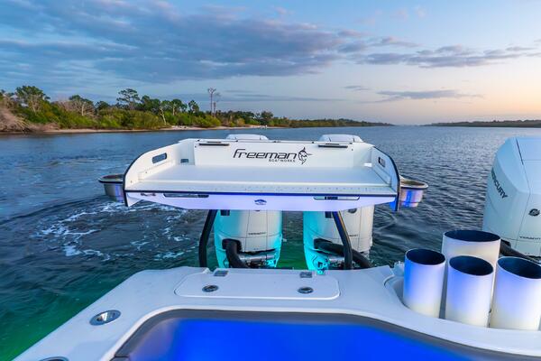 43ft Freeman Yacht For Sale