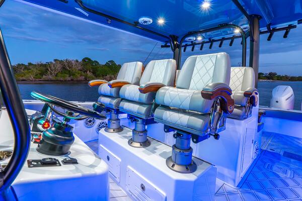 43ft Freeman Yacht For Sale