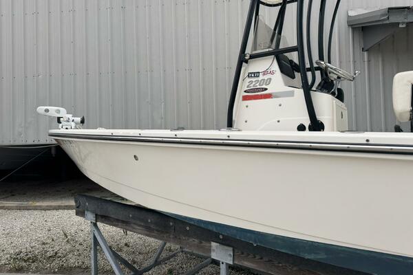 22ft Pathfinder Yacht For Sale