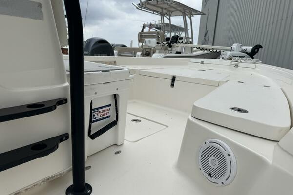 22ft Pathfinder Yacht For Sale