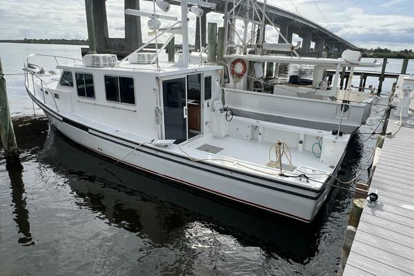 42ft Provincial Yacht For Sale