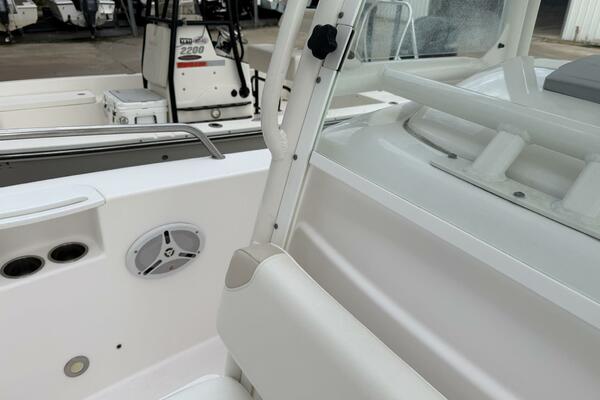 23ft Everglades Yacht For Sale