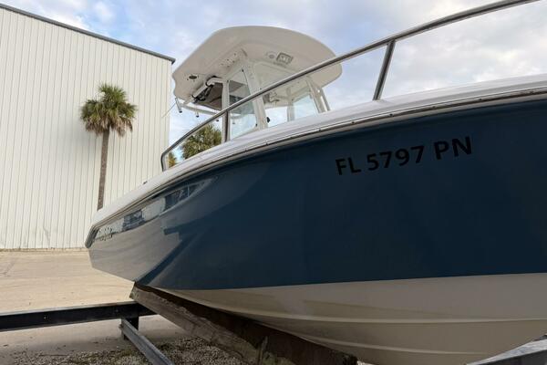 23ft Everglades Yacht For Sale