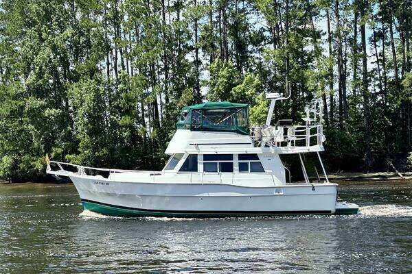40-ft-Mainship-2000-390 Trawler-Ripple Myrtle Beach South Carolina United States  yacht for sale