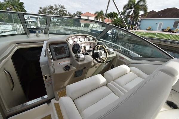 Viper One 32ft Sea Ray Yacht For Sale