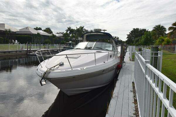 Photo of the 2006 Sea Ray 320 Sundancer "Viper One"