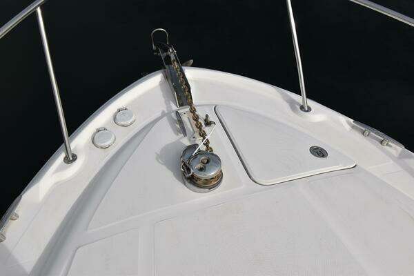 Photo of the 2006 Sea Ray 320 Sundancer "Viper One"