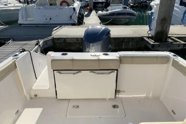 23ft Pursuit Yacht For Sale