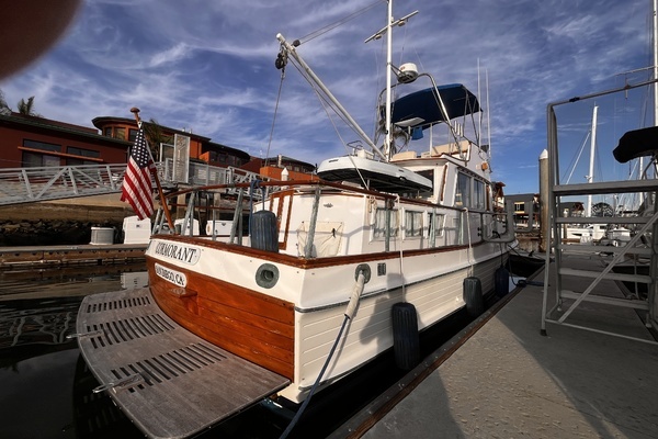 Grand Banks 36 Yacht For Sale