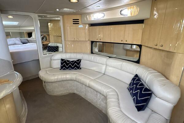 38ft Sea Ray Yacht For Sale