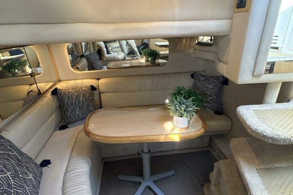 38ft Sea Ray Yacht For Sale