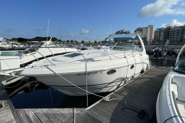 29ft Chaparral Yacht For Sale