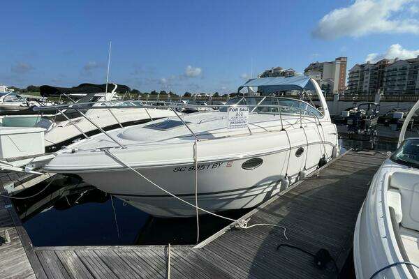 Photo of the 2005 Chaparral 290 Signature