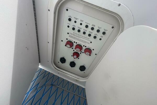 29ft Chaparral Yacht For Sale