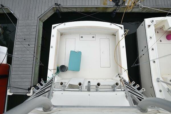 Fin Hunter 28ft Carolina Classic Yacht For Sale