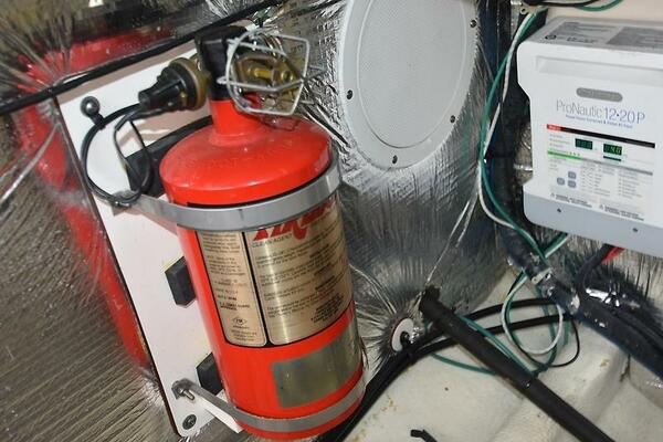 Fin Hunter 28ft Carolina Classic Yacht For Sale