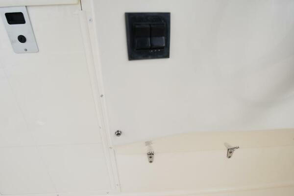 Fin Hunter 28ft Carolina Classic Yacht For Sale