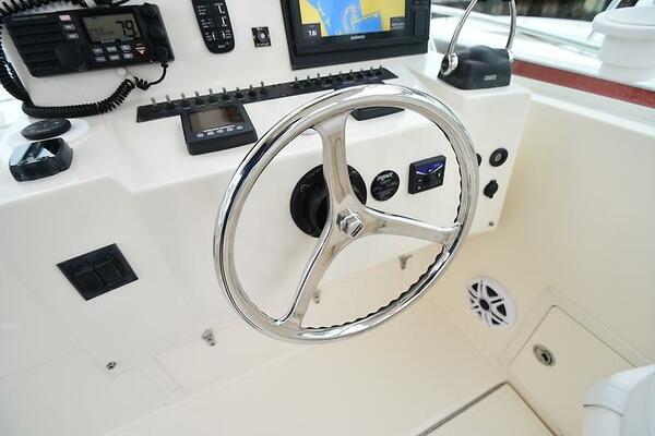 Fin Hunter 28ft Carolina Classic Yacht For Sale