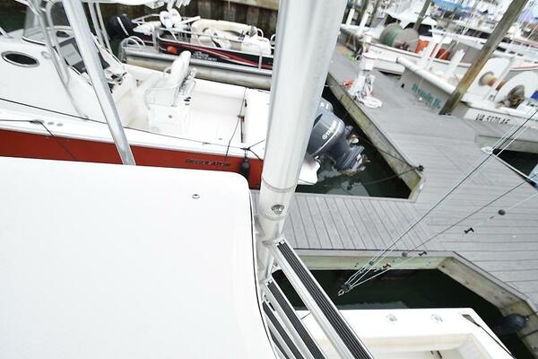 Fin Hunter 28ft Carolina Classic Yacht For Sale