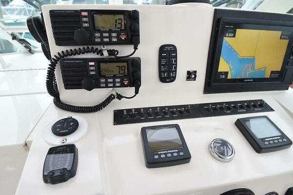 Fin Hunter 28ft Carolina Classic Yacht For Sale