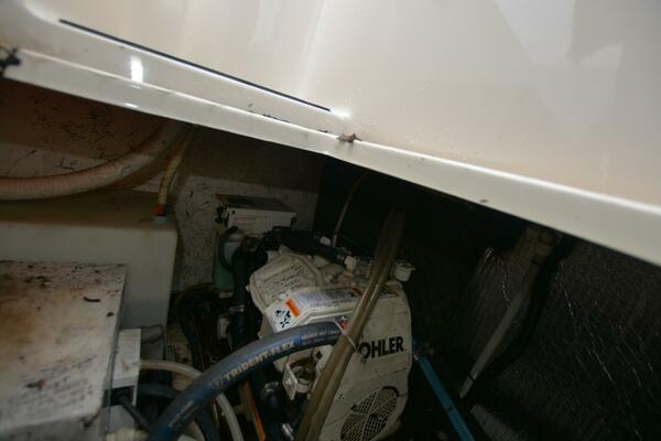 27ft Rinker Yacht For Sale