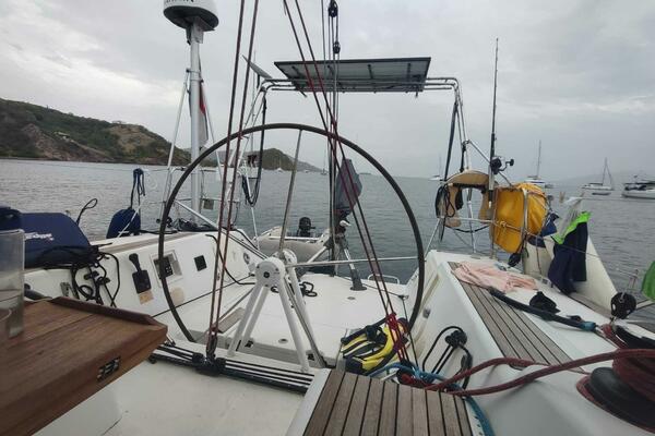 Adventure  40ft Beneteau Yacht For Sale