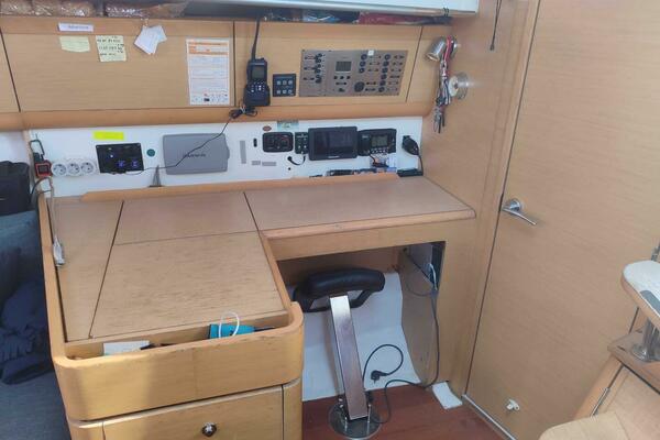 Adventure  40ft Beneteau Yacht For Sale