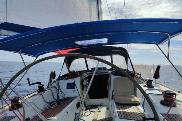 Adventure  40ft Beneteau Yacht For Sale