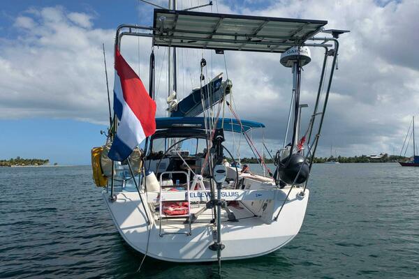 Adventure  40ft Beneteau Yacht For Sale