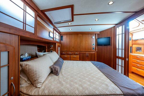 The Captain and the Kid 48ft Sabre Yacht For Sale