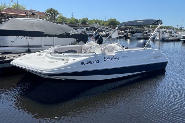 20-ft-Hurricane-2017-SunDeck Sport 202 OB-Sell Away-Myrtle Beach South Carolina United States yacht for sale
