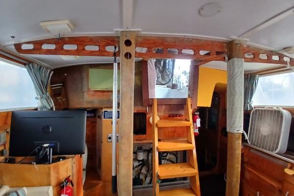 Donna Lee 41ft Islander Yacht For Sale