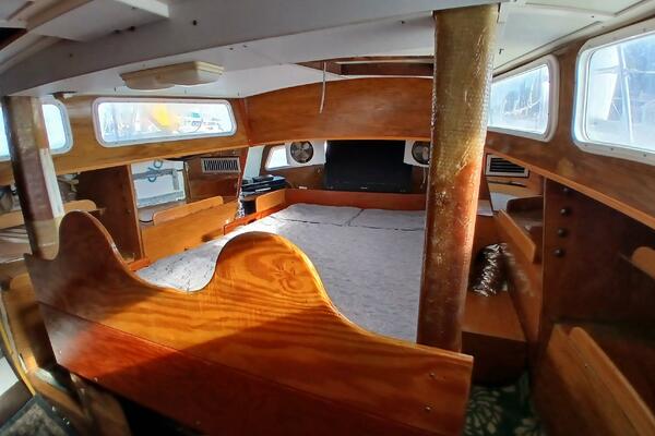 Donna Lee 41ft Islander Yacht For Sale