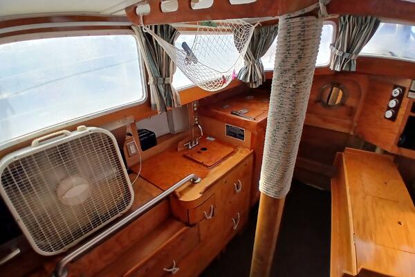 Donna Lee 41ft Islander Yacht For Sale