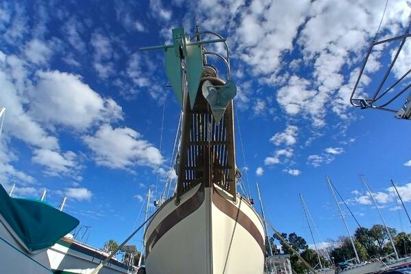 Donna Lee 41ft Islander Yacht For Sale