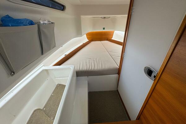 26ft Nimbus Yacht For Sale