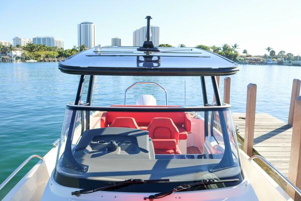 Nimbus T8 - Exterior Profile