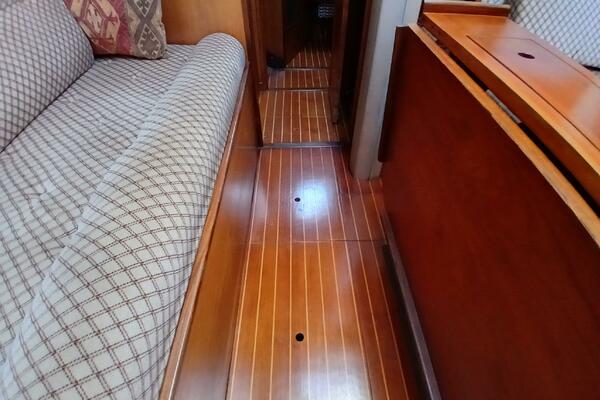 Indigo 38ft Wauquiez Yacht For Sale