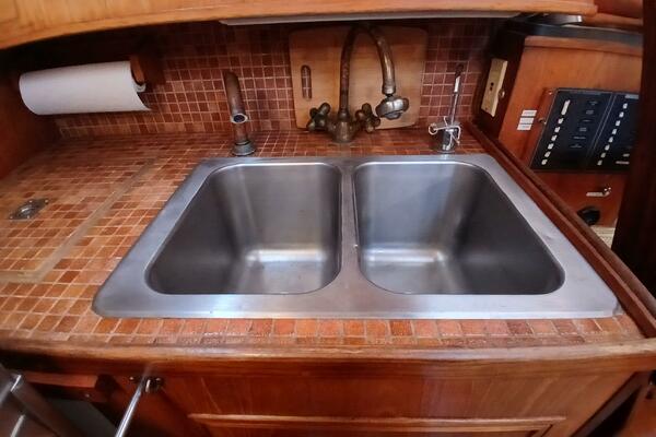 Indigo 38ft Wauquiez Yacht For Sale