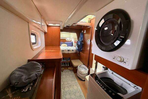 Leopard  Yacht For Sale