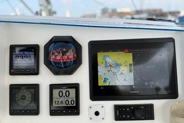 39ft Leopard Yacht For Sale