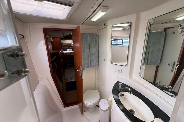 39ft Leopard Yacht For Sale