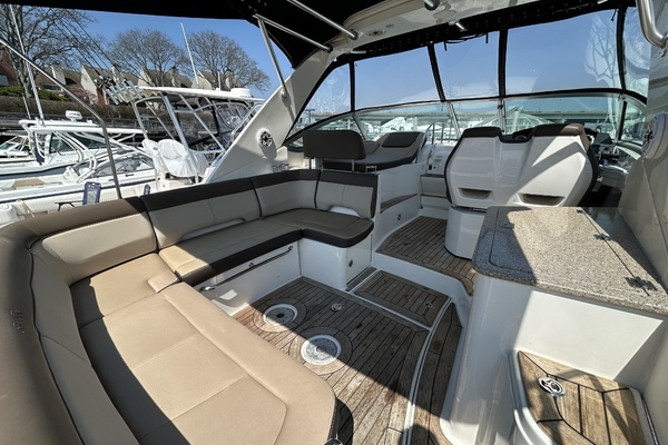 2014 Sea Ray 35
