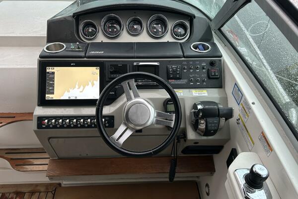 35ft Sea Ray Yacht For Sale