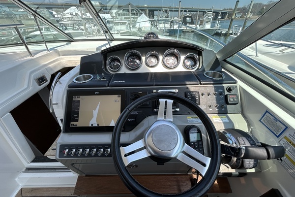 2014 Sea Ray 35