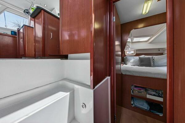 38ft Leopard Yacht For Sale