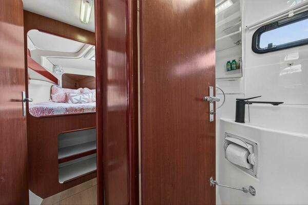 38ft Leopard Yacht For Sale