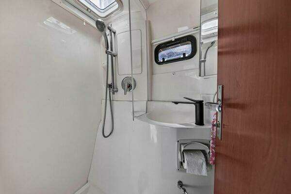 Leopard 38 Yacht For Sale